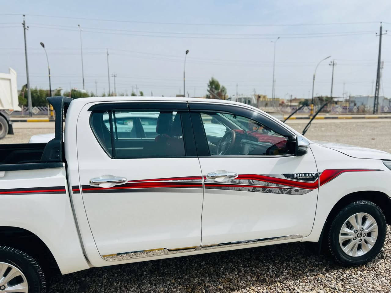 هايلوكس 2025  ساز 

فول مواصفات  

 ماشيه 37 على وضع الشركة 

كفالة عامة من الزلغ 
رقم واسط الدولي بأسمي 

العنوان كربلاء 

للاستفسار ‭0781 133 8405
