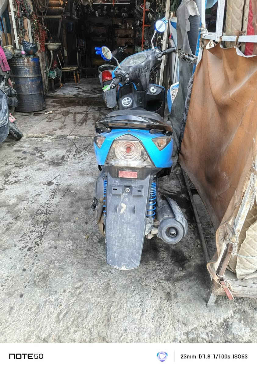 سلام عليكم دراجه ثعلب للبيع السعر ٦٠٠ أو بيها مجال الرقم ***********
