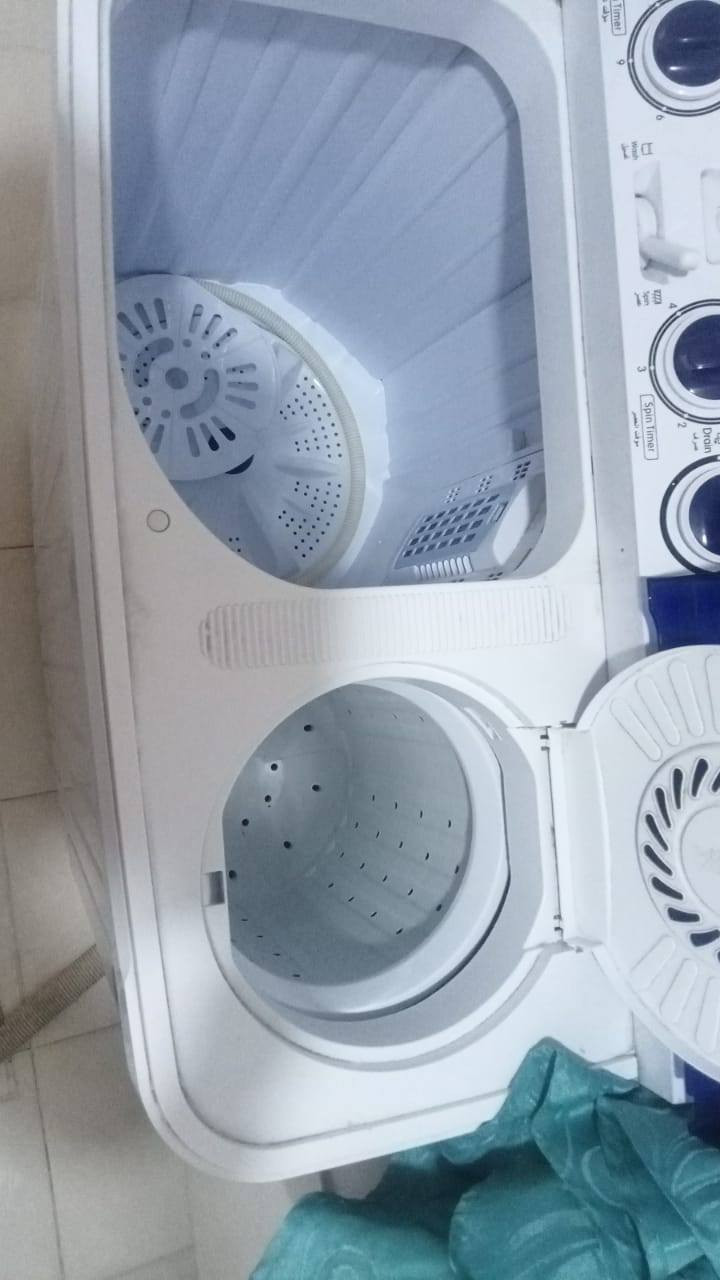 سلام عليكم كنتور وغساله للبيع ***********
