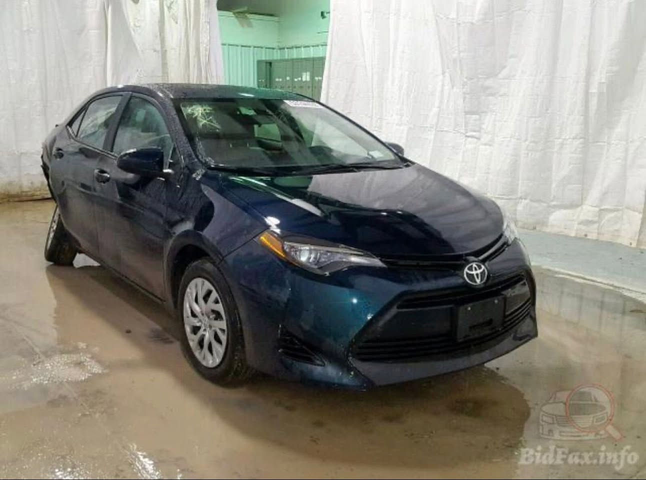 السلام عليكم ورحمة الله 
كورلا 2017 
رقم بغداد جديد ب اسمي ماشيه ٦٠ الف بس السياره حادثه جاملغ خلفي ولباب الي بصفه الخلفي مصبوغ ولبنيد بي اقل لربع صبغ ولباقي مكفول السياره حلوه ونضيفه محرك كير كفاله كهربائيات جاهزه مابيه اي نقص عنوان السياره كربلاء الهنديه السعر ١٢٠ وبيه مجال بسيط ماكو هيج نضافه بهل سعر ***********
***********
