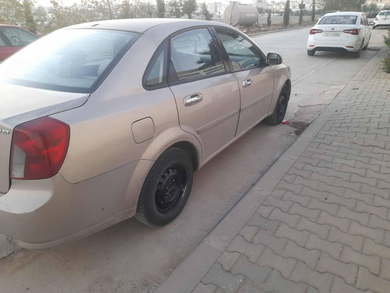 السلام عليكم البيع وبتره موديل 2006رقم سليمانية السعر 62 وبيه مجال ***********
