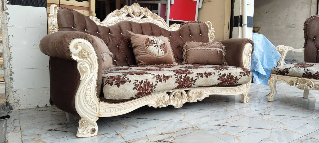 طخم قنفات ملكي اربع قطع يلزم ثمان نفرات نظيف اي عيب ما ابي 🔥🔥اقساط مــــريحه 🔥🔥
القساط لحاملي بطاقة الرافدين فقط
🛑مدة الاقساط (18)شهر بدون مقدمة🛑
الاقساط بدون مقدمة و بدون كفيل 
✅المشمولين الموظفين 
✅منتسبي الداخلية
✅متقاعد اصيل
✅الدفاع 
✅عقود
✅شرطة اتحادية 

 معرض ومعمل سند للبيع وشراء الاثاث المنزلي جديد ومستعمل داقوق سايدين العشاير قرب صيدليه النعيم دكتور خليل يوجد لدنيا تفصال قنفات وديوان حسب الطلب وباحدث الموديلات الاستفسار ***********@***********
