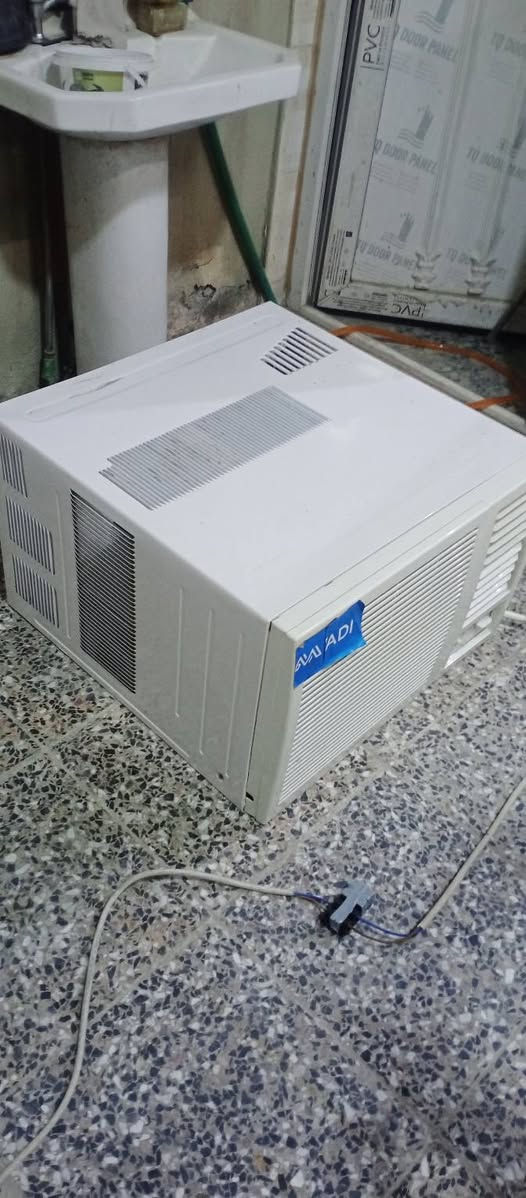 طنين للبيع مكان بغداد
***********
