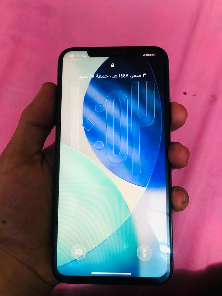 السلام عليكم آيفون ١١برو ماكس لون زيتوني نسبت نضافت الجهاز ٩٥/١٠٠. مبدل بطاريه اصليه وشاشه بيها فقط النقطه البيضه الصغيره موجوده بتصوير. الباقي كله شغال شرط للبيع أو المراوس السعر ٢٢٥وبي مجال   راسلني واتساب أو علق أطبلك خاص ***********
