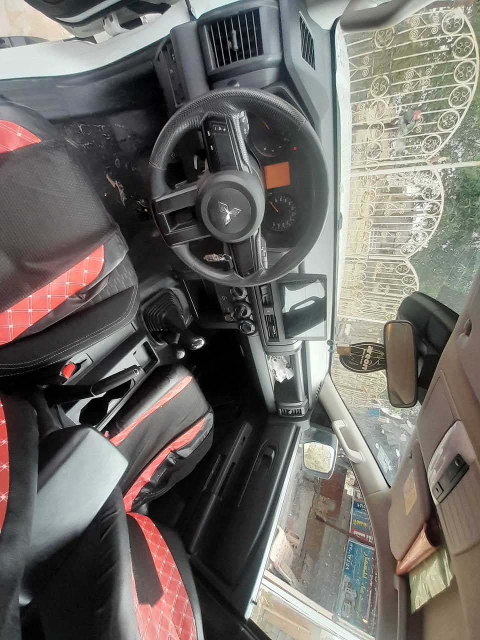 سلام عليكم سيارة متسوبيشي مديل 2024 كفالة عامة رقم بغداد تحويل ثاني يوم السعر 210 مكان بغداد  ***********
