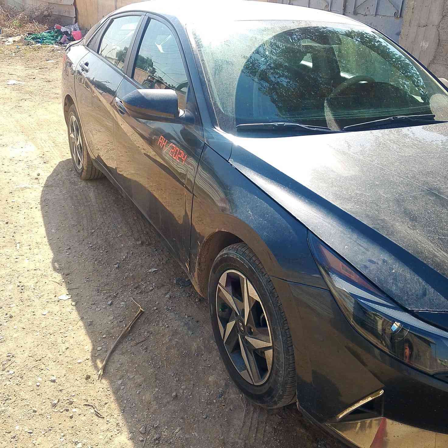 النتره موديل 2021 حادثه الجاملغ وباب اليمنه بدون دواخل فول عده الفتحه بأسم عربي تريدوكاله تريد تحويل العنوان بغداد جسر ديالى القديم سعر 130 وبيه مجال 
***********
مكلف بالنشر
