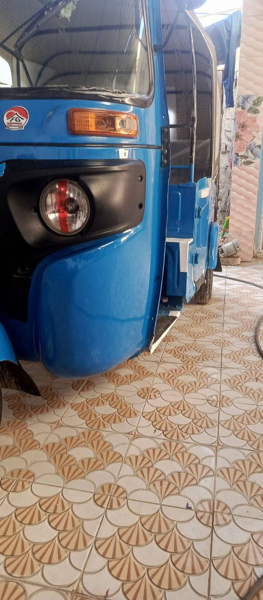 السلام عليكم تكتك للبيع رقم وسنويه موديل 2022 شهر 12 يوم 25 محرك كفله الكشر كفله من الصبغ ولمعجون بي بس ازلوغ السعر خاص رقم الهاتف *********** الستفسار
