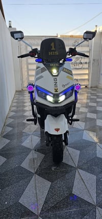 ،👋للـــبيع  دراجة شحن 🏍 ماركة HIS 🏍ست بطاريات🔋 نظيفة 😎جدًا كما هو موضح...