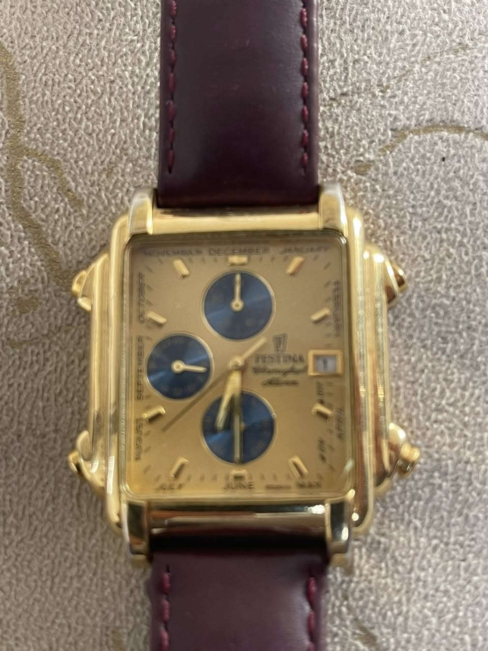 ساعة فيستينيا كورنوغراف ياباني الاصل مطلي ذهب يوجد توصيل لكل محافظات العراق


**إذا كنت صاحب هذا الإعلان وتريد حذفه لأي سبب، رجاءا أرسل رسالة إلى الدعم الفني**