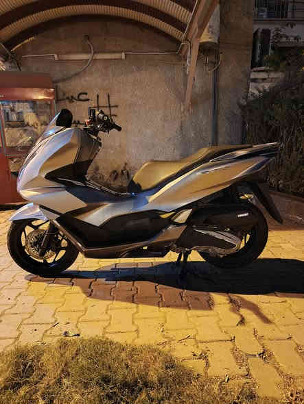 سلام عليكم
PCX جيل رابع كفاله عامه
مكاني بغداد ***********
