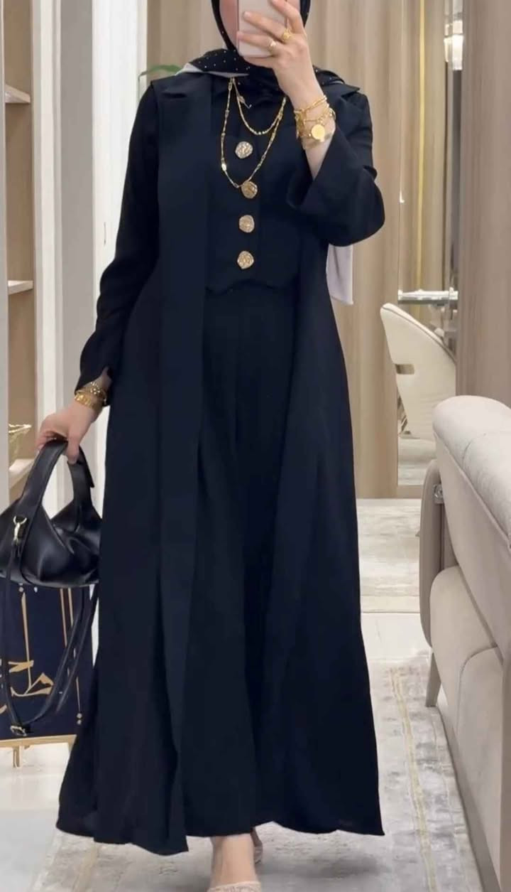طقم الفخامه والأناقة 😍
طقم متكون من (كيلوت/قميص/ييلك مع جاكيت متصل)
قماش دابل ايطالي الأصلي والقميص دبي
قياسات 38,40,42,44,46,48 
السعر 53  الف
توصيل5 الاف بغداد بغداد, العراق


**إذا كنت صاحب هذا الإعلان وتريد حذفه لأي سبب، رجاءا أرسل رسالة إلى الدعم الفني**