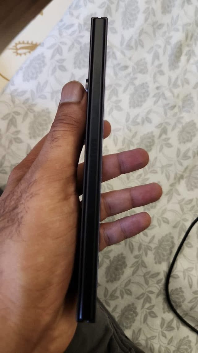 Z fold 7 black edition
للبيع 
-٢٥٦كيكا 
-بها كارتون و شحن و كيبلو كفر و درع 
-بها خدش بسيط يعنى صغير صغير  بس يختفى 
مع الكفر 
مليون و ٨٠٠ بها مجال 
اربيل


**إذا كنت صاحب هذا الإعلان وتريد حذفه لأي سبب، رجاءا أرسل رسالة إلى الدعم الفني**