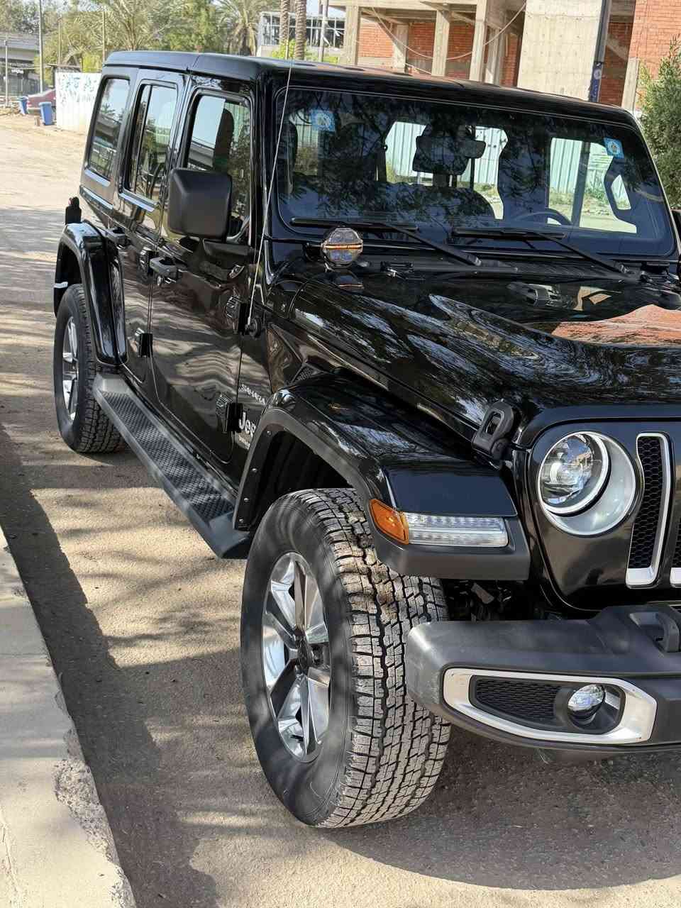 السلام عليكم اخوتي ومن رخصة الادمن عندي جيب رانكلر موديل 22 كلين تايتل السيارة صحارة وجديدة جدآ وشادله بچم  وبك لايت روبيكون مكاني اليرموك 
رقم الهاتف : *********** وبي واتساب

اي استفسار حاظر
