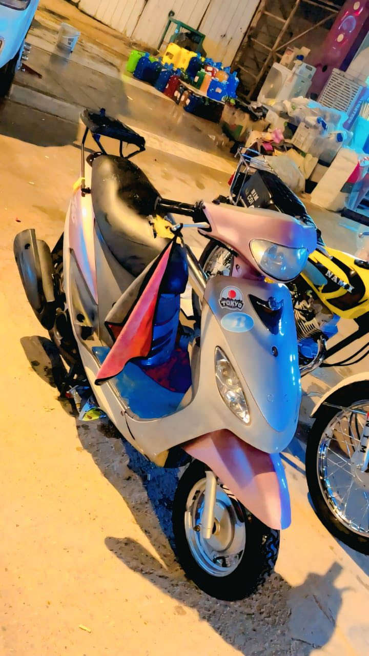 السلام عليكم ماكس منغولي دراجه مكينه مكفوله ناعمه وشلعه معدل ومابيها نقص برغي كهربائيات كلهه شغاله مكان بابل  الستفسار ***********
