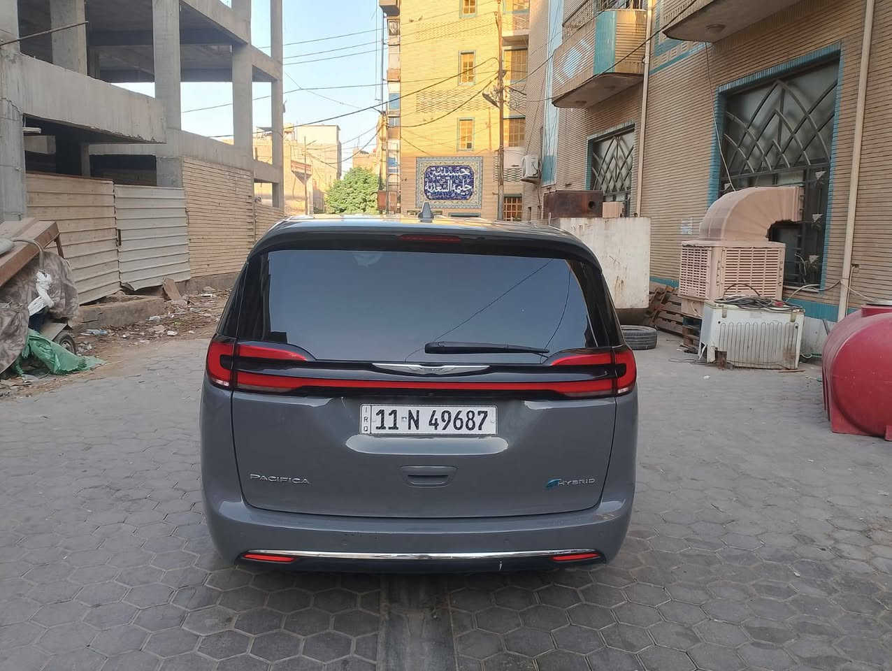 السلام عليكم ورحمة الله وبركاته تحية طيبةباسفيكا 2022 
رقم بغداد انكليزي بسمي 

شحن منزلي يمشيك ٥٠ كيلو اشكد ماتمشي بيه سرعه امشي

 ايخلص ٥٠ كيلو يشتغل 

هايبرد ومحرك بانزين ايمشيك ٧٠٠ كيلو

 ( هجين) انسه صرف

لون مميز اسمنتي 

كلين بدون ضربه

 فقط غرق  داخل المصنع

  بدون ضرر داخلي

 تبديل الضفيره من الدعاميه للدعاميه

طخم تاير دلوب   

تبريد 3 قطع

تدفئه مقاعد وستيرن  

بدون بانوراما 

كامرات 360  عدد 4

بصمه البواب  عدد 5

ابواب كهربائي 

حساسات خلفيه و اماميه 

نظام القياده الذاتي

تطبك بحده

تحديد مسار 

رادار امامي وخلفي

اوتو بارك 

توقف ذاتي امامي و خلفي

تشغل عن بعد 

فتح الابواب 

و صندوق عن بعد 

فتح الصندوق بل الاشاره 

اطفاء المحرك اوتو 

ماسحات اوتو عند الامطار 

نظام الكار بلي واي فاي 

منافذ تايب سي كل سياره 

منافذ usb كل منافذ

نقطه عمياء  

مقاعد كهربائيه 

نظام تخزين 

سايد بريك بصمه

بيه خير من الله .   بعد تفاصيل 

2C4Rc1L71NR124854.  

رقم الشاصي 

سعره دفترين وخمسين $ 

وكل قادم اله كرامه

مزيد من المعلومات حول السياره الأتصال على هاذا الرقم 

***********
