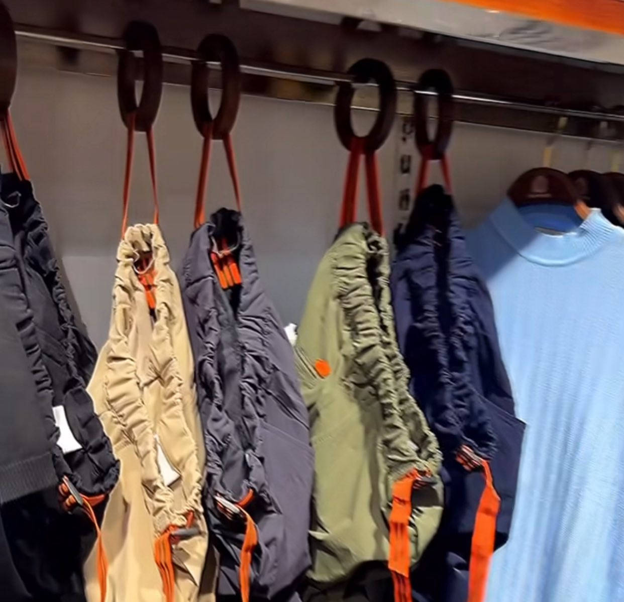 القطعه بالف للتواصل
***********
