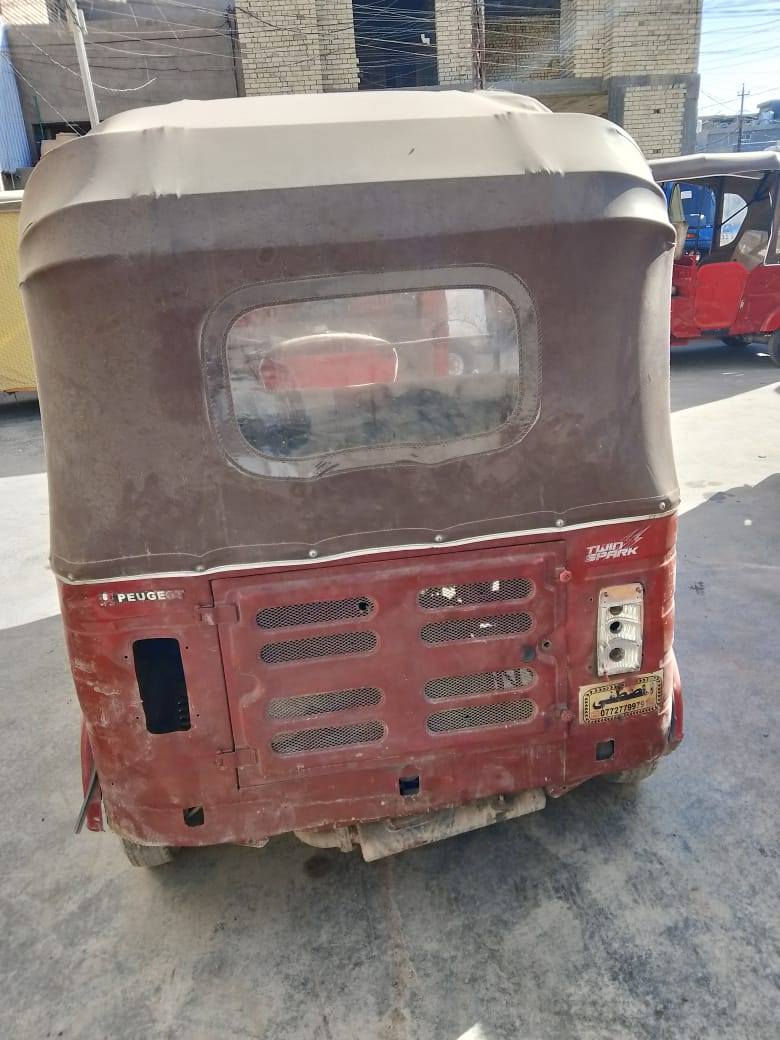 السلام عليكم تكتك للبيع موديل 2016   للتواصل ***********
