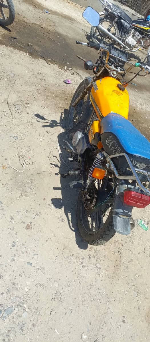 ماطور 4لبيع سعر (200)قفل قفل قفل قفل ***********
