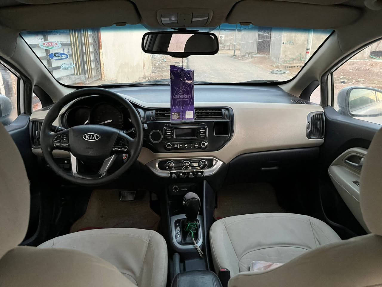 كيا ريو 2012 خليجي كير مكينه 1600 قطرتين 
حداد 90% تخم تاير ويل كب كروم تبريد شغال سنويه لل 27 رقم بصره تحويل ثاني يوم مكفولة صبغ تبديل ضربه 
0783595217
...............
واتساب *********** البصرة, العراق
