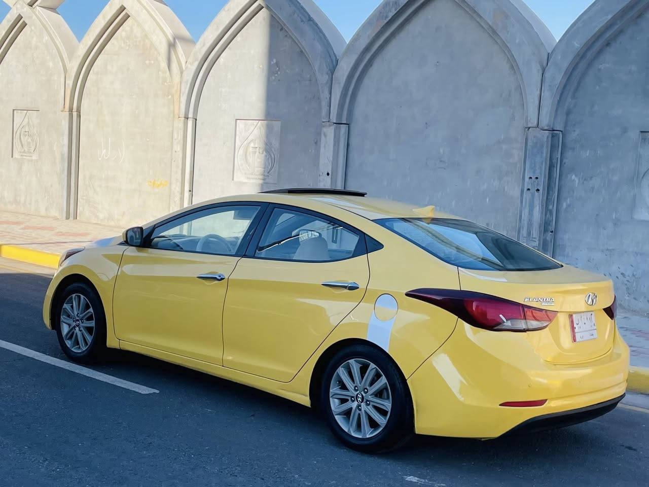 سلام عليكم البيع النترا موديل 2015 وأرد امريكي بدون حادث دخول كلين سيارة مكفوله حته من الفتح   فول مواصفات جديده وجاهزه من كلشي تبريد ثلج حدادية تخم تاير كير ومكينة 2000 مكفولات هيه غرامات مصفره بيها منضومه غاز سيارة أحله من صور السعر 118 الأستفسار علا رقم *********** مكان سيارة كربلاء
