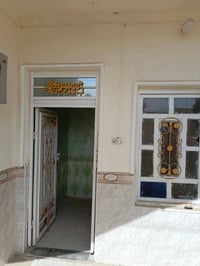 بيت للبيع المساحة 100م المكان حي اور الثانيه على ساحه موقع مميز طابق و...