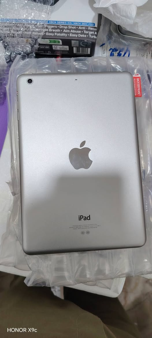 السلام عليكم آيبادات مال امزون للبيع حجم الوسط مال اطفال السعر 40،000 للاستفسار خاص او واتس ***********
