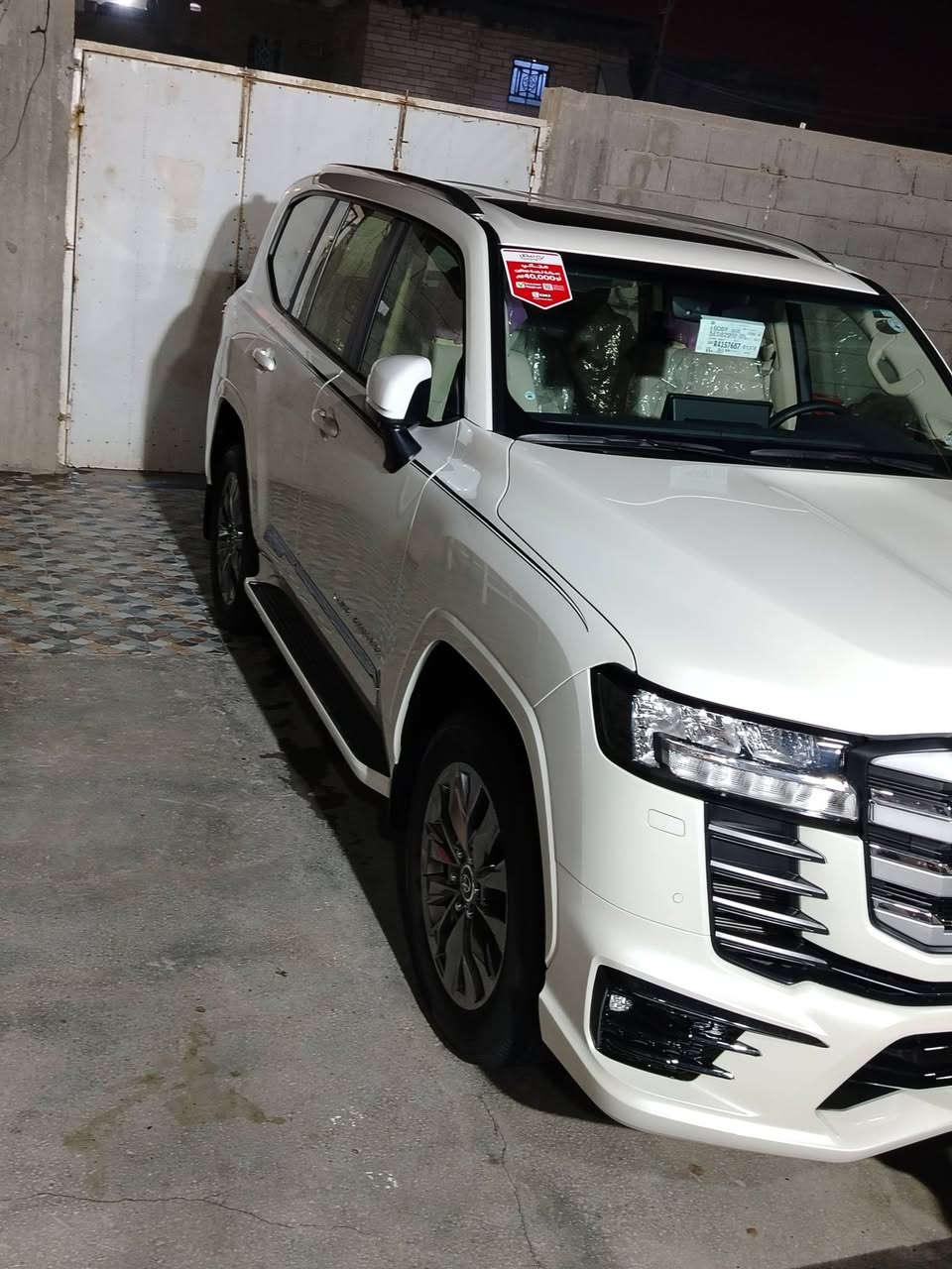 سلام عليكم الاندكروز موديل 2024 زيرو ماشه 8 الف مكفولة كفالة عامه سياره بعدهه زيره فول مواصفات GXR توين تيربو المتدد ساز ام الضمان السعر 780 وبيه مجال المكان البصره الاستفسار ***********
