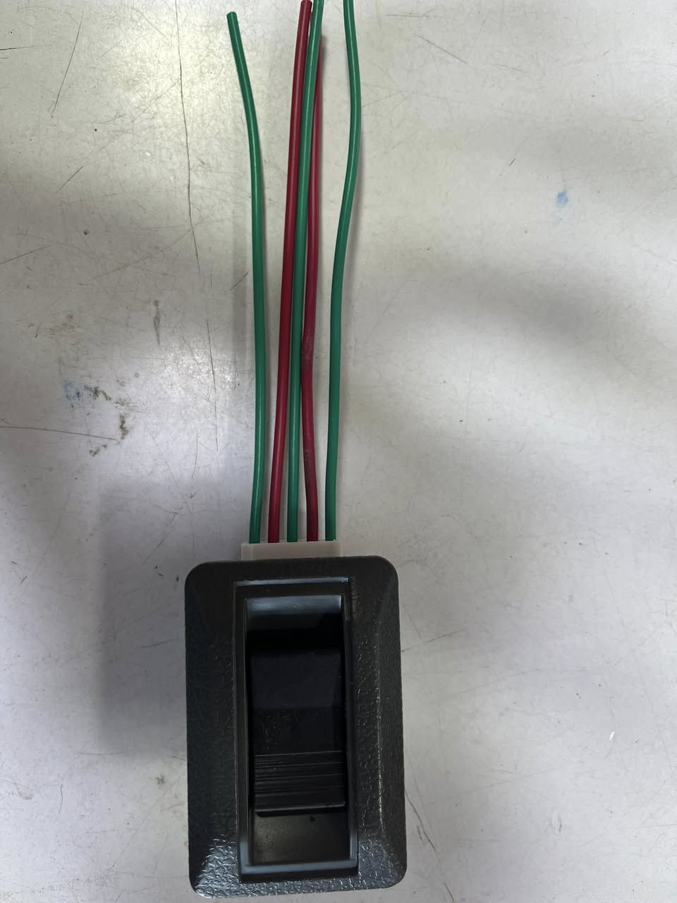 سلام عليكم 
تتوفر لدينا دكمة رفع جام فوتون مزدوجة ومفردة ماروني ورصاصي مع الفيشة


**إذا كنت صاحب هذا الإعلان وتريد حذفه لأي سبب، رجاءا أرسل رسالة إلى الدعم الفني**