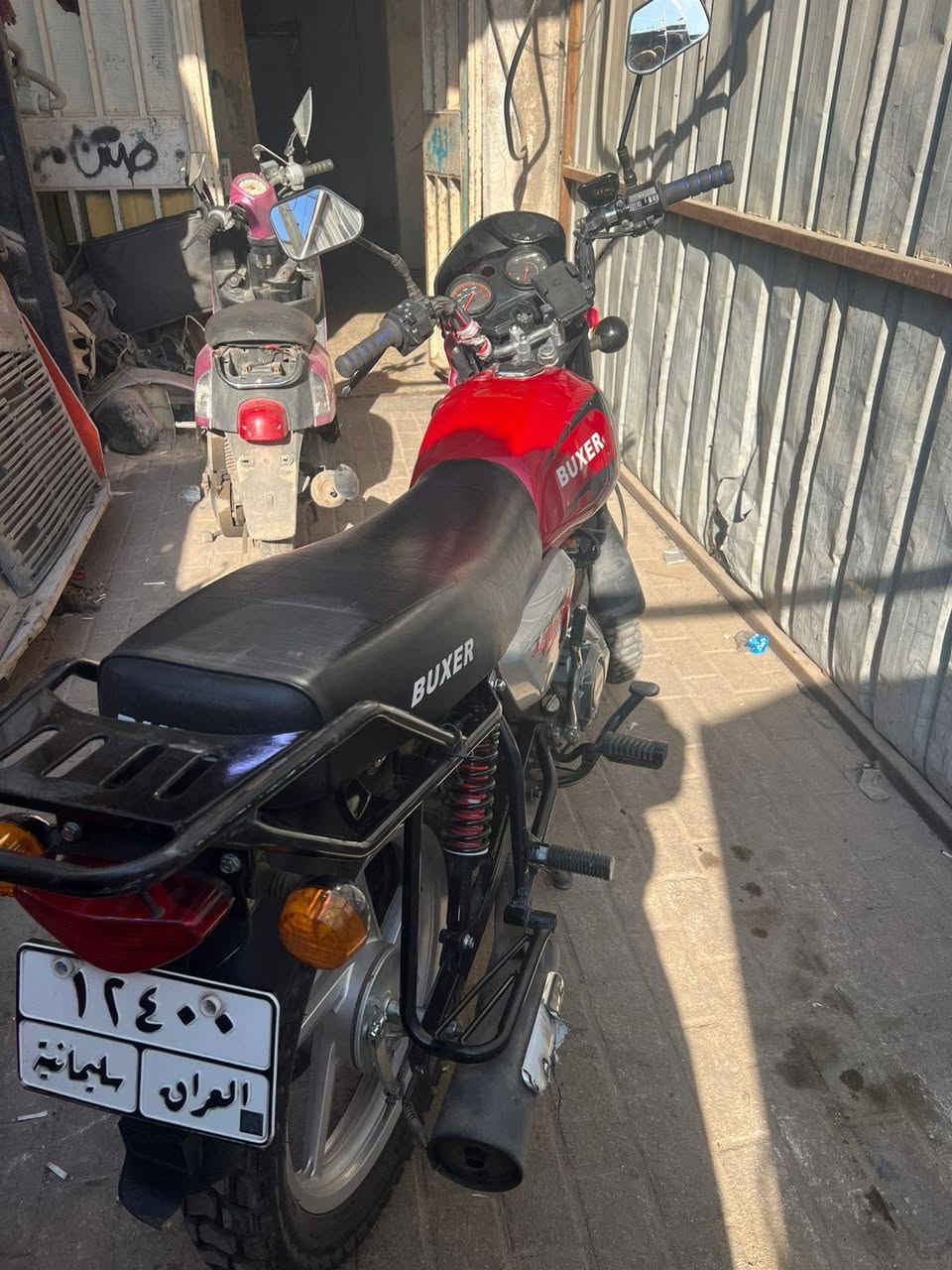 بوكسر صيني موديل 2025 محرك ايراني 200 للبيع مكاني بغداد للاستفسار عن التفاصيل اتصل على رقم ***********
