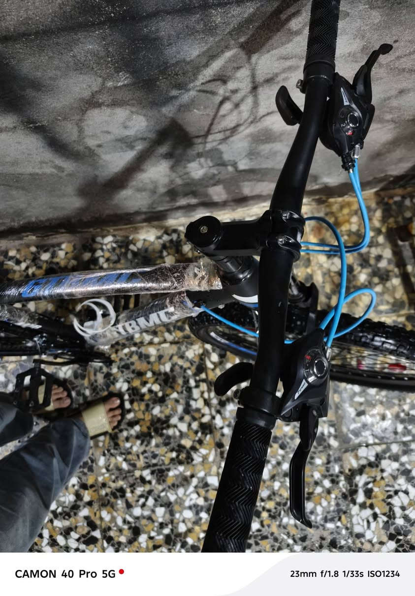 سلام عليكم
بايسكل ياباني جبلي حجم29

شخط مابي

جديد مستخدم 4ايام 

واتساب ***********

سعر مناسب جداً

مكاني الطوبه والنخيله راسلني وتدلل بلسعر
