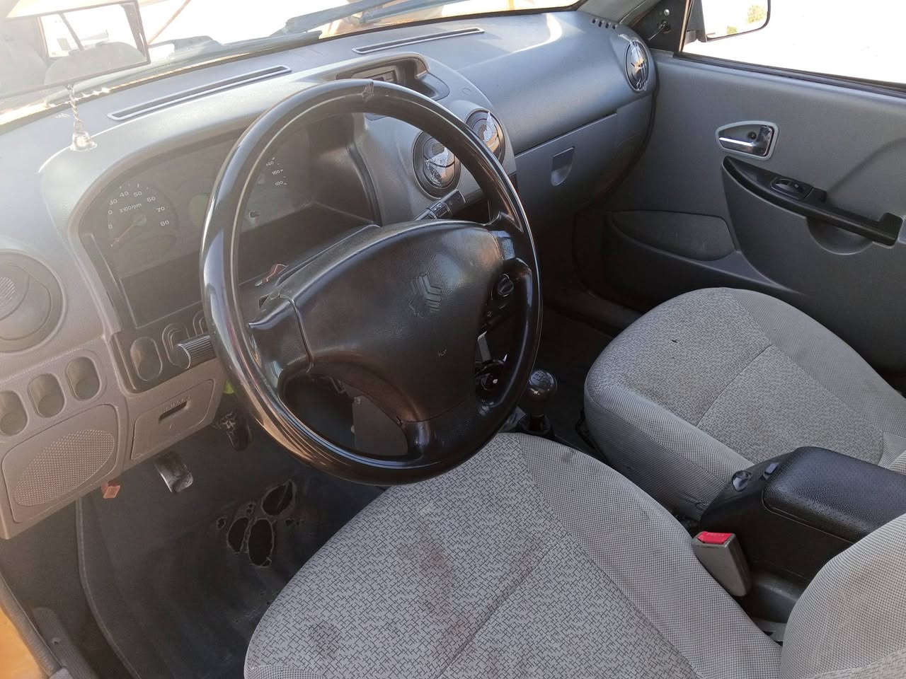 للبيع سايبه موديل 16 مكان واسط المزاك عارضه ب 32 اوبيه مجال بصيط بيه صبغ يم القبق مال البانزين محرك كير كفاله تبريد ثلج الشراي يتصل *********** مكلف بنشر خاص ماجاوب
