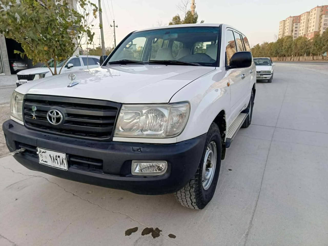 مۆنیکا 2001 سێ ڕوبع
ناوشین وگێڕ عادی،،،،
ئاڕمی پلاستیکی سلێمانی،ئەوەلیات،،غرامە هەمووی بەشەرت،،،،
گێڕ،مەکینە،دەبڵ گێڕ،،تەبرید،،تەبرید مەرکەزی،کارەبایی،،،هەمووی بەشەرت،،،چوار تایەو ویلی لۆکی حەجمی (16)لەژێردایە،،،،
هیچ لێدراوی نی یە،،،پەڵە پەڵە بۆیاغی هەیە وسۆنەری هەیە،،،،
سەیارەکە هی ماڵی خۆمەو جائیزە،،
سعری (122)گەڵاو معامەلە،،،،
گۆڕینەوە،،،فرۆشتن،،،
جوابی کۆمێنت و چات نادەمەوە
هی من نیە تێل بۆ خاوەنی بکەن 
***********
