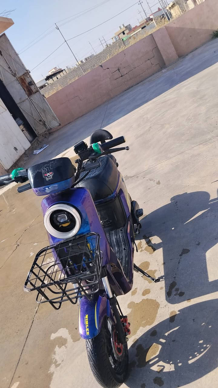 السلام عليكم للبيع مطور شحن R9 نضيف بطاريات 
بلادي شرط فحص شحن مايصرف شاحنه بلادي وياا كهربايات شغاله كلو شرط السعر 375وبي مجال الشراي مكاني الحويجة حي العسكري *********** اتصال
