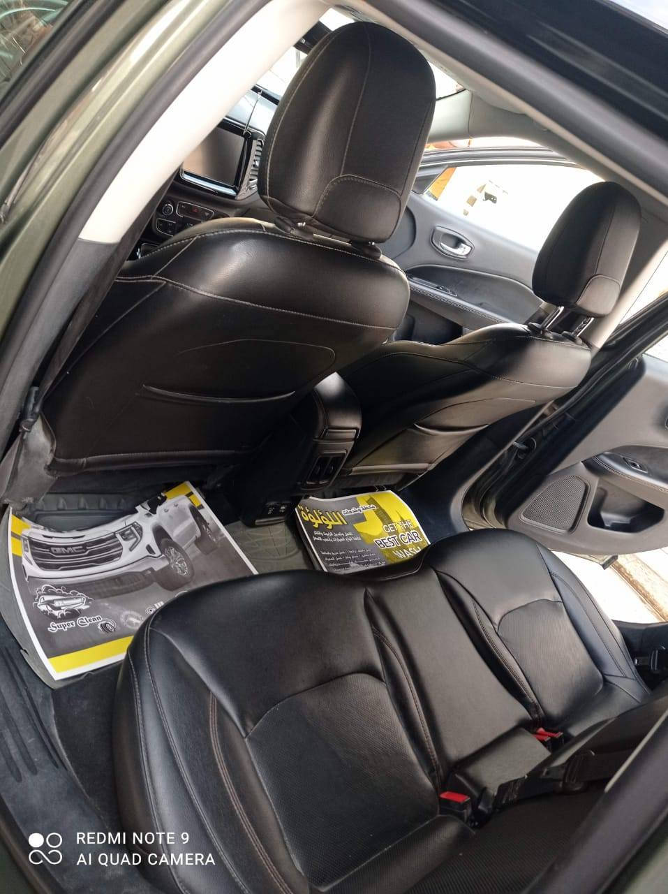 السلام عليكم جيب كومباس موديل2018 العداد ماشي 73كم 4سلندر رقمها ذي قار ضربتهاباب  الايسر ودعاميه من الامام لونها  زيتوني صبغ بنيد ايرباك  طاك رقمي ***********سعر 135
