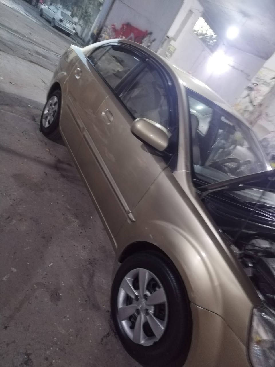 سلام عليكم
للبيع 
كيه ريو
موديل 2010 
محرك 16 
سعر 95وبيها مجال
مكينه شرط طخم تايره جديد 
باتري جديد امبدل  جاملخ الامامي   
شاشه تاب كامره 
رقم نينوئ السياره بسمي  اني الشرعي عنوان سياره موصل أيسر قادسية الثانيه
اتصال على رقم تالي 
***********
/***********
