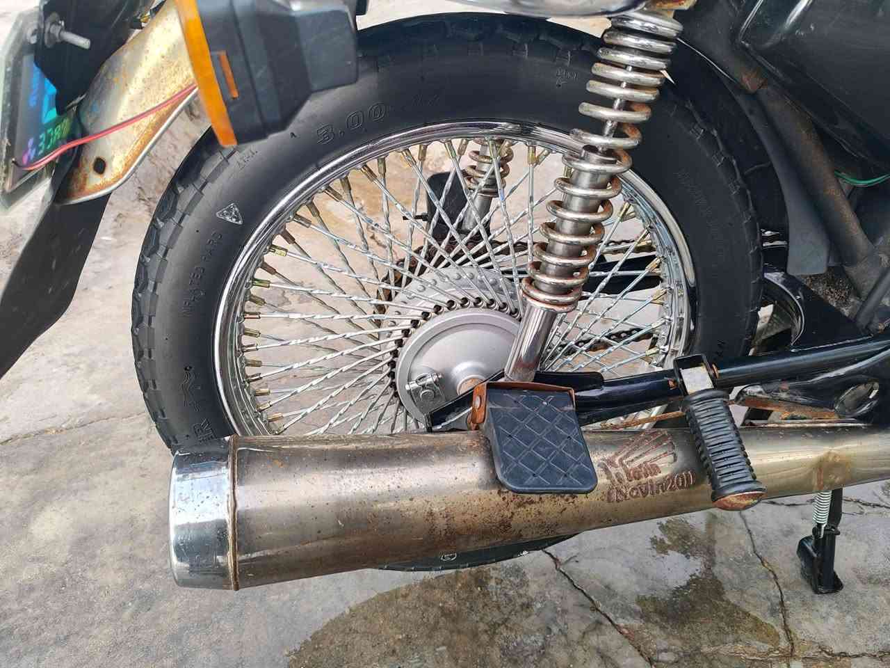 السلام عليكم 
تايكر موديل 20 دراجه نضيفه كلش 
كهربائيات كلشي شغال بلوتوث سماعاتها موجودات 
تجي تفحصها ع راحتك مكاني صويره ع تقاطع 
خاص موجود ***********
