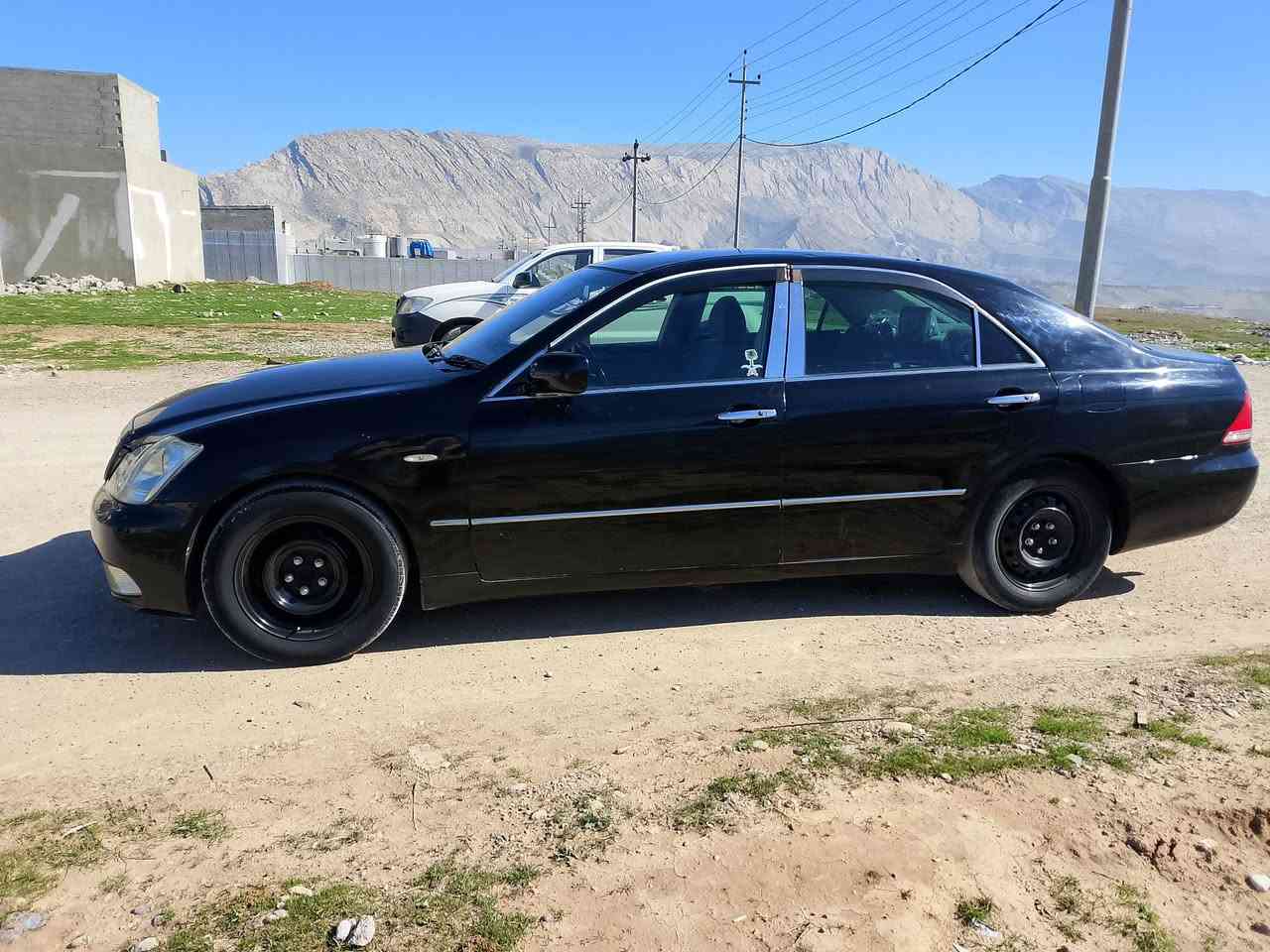 سەرەتابەناوی خودا شاهینە 
ڕەش مار بڕاوە 182گەورەبەگەورە بێدوکەڵ
مواسەفات 2دووگمە 
کوشن کارەبا سوکوان کارەبا 
تەبریت ساردو گەرم بەشەرت 
گێڕومەکینە بەشەرت کارەبای بەشەرت
دەعمو لێدراو کەڤەرگۆڕاو بەشەرت سەقفو حیزام بەشەرت
سعرخوارهەمووبازاڕ 43گڵاو تۆزێک مەجال 
***********
