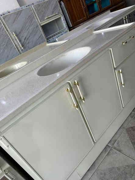 سنك مرمر مختلف الاحجام 

التاميم ركن آلمدينه معرض أثاث بيم
***********
