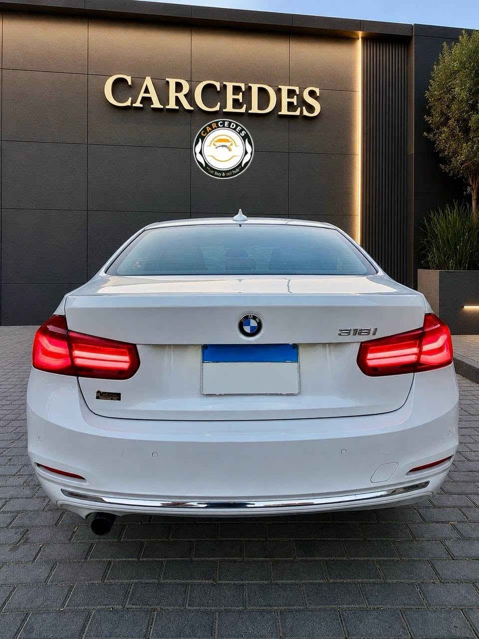 🚗 الماركة والموديل: BMW F30 318
📅 سنة الصنع: 2016
🌠 الفئه : اعلي فئه
🔧 سعة المحرك: 1600cc
⚙️ ناقل الحركة: /  اتوماتيك 
🎛️عداد :   ……190.000….. كم

🎨 حالة الدهان: فبريكه بره و جوه عدا اجزاء بسيطه بالاجناب
🏵️ الكماليات :جميع الكماليات تعمل بكفاءة
🧾 الترخيص: ساري حتى / 7/2026 و يمكن تجديد سنه
🏢 وحدة المرور: … القاهره

🏵️ تفاصيل اخري :
📍 مكان المعاينة: حدائق القبة  

(قابل للتفاوض عند وقت التنفيذ فقط)  

🔍 الحالة العامة:  
✅ الموتور: حالة جيدة  
✅ الفتيس: حالة جيدة  
✅ العفشة: حالة جيدة  
✅ الصالون: حالة جيدة  
01007985437 القاهرة, مصر


**إذا كنت صاحب هذا الإعلان وتريد حذفه لأي سبب، رجاءا أرسل رسالة إلى الدعم الفني**