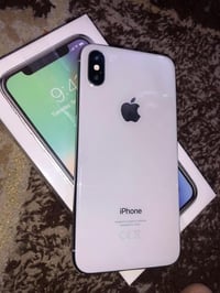 ايفون اكس ذاكره ٢٥٦ جهاز نضيف وجديد باقي تفاصيل خاص 07732257358