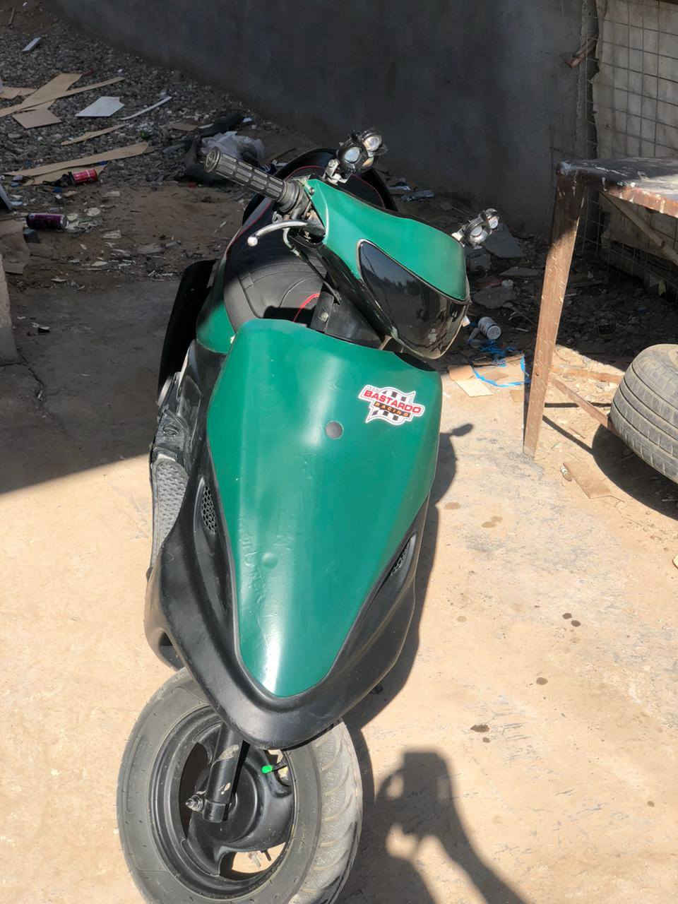 ماكس قجمة للبيع
مكينه ناعمه وشلعه ومعدل تشك الكاع تبطنش بمكانهه 

دراجه متعوب عليهه ومن الشغل للبيت ماطلع بيهه سعرهه ٤٠٠ قفل
***********
