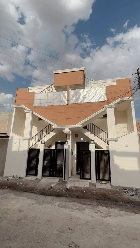 بيت للايجار  بسعر مناسب🏠
حي البكر 
خلف جامع رؤوف🕌
البيت بناء حديث غير مسكون
يتكون من  غرفتين والمطبخ مع الصالة
للاستفسار مراجعة مكتب التاج الملكي حي البكر 
او الاتصال على  ***********
