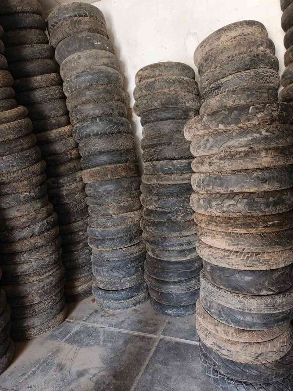 بغداد ***********
للبيع تايرات دراجات مشكل 600تاير 
ابيع كل العدد يعني شلع التاير ب4الف
