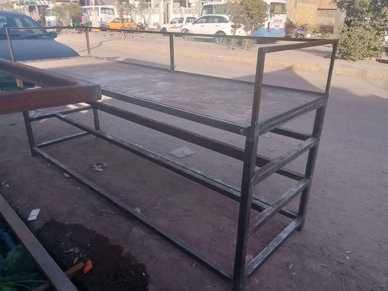 ميز حديد تفصال ثقيل 
القياسات 
الطول 2 متر ونصف 
العرض 75
الارتفاع 1متر السعر ١٠٠
فاترينات حب وكرزات عدد2
طول القطعه 1متر السعر ٧٥
ميز خشب مدرج للبيع السعر 75
رفوف تخزين المنيوم عدد 4 السعر ١٠٠ 
العنوان الرفاعي حي العمال


**إذا كنت صاحب هذا الإعلان وتريد حذفه لأي سبب، رجاءا أرسل رسالة إلى الدعم الفني**