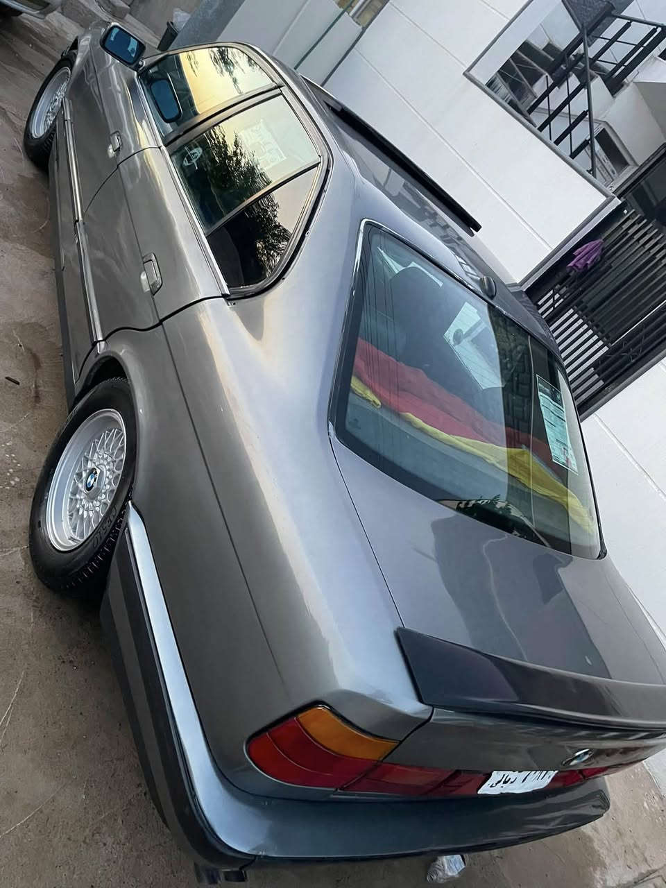 بیمbmw525 گیر عادی  مودیل 1992  سلا ید چوار جام کارە   بیش گە ورە کا م لبیشی تازە گوراوە  تا ویلی تا زە یی لە  سوکا نی M نموونە لە جوانیە سیارە گیروو مکینەوو کا رە بایی بە شە رتە  
گیچە کانی گشتی ئیشئە کات بە شە رت
ئارم بلا ستیک  ەە ولیرە  بە شە رتی ئە وە لیات 
ساردوو ❄️گەرم🔥 
نرخی 29$

زم/***********–***********

