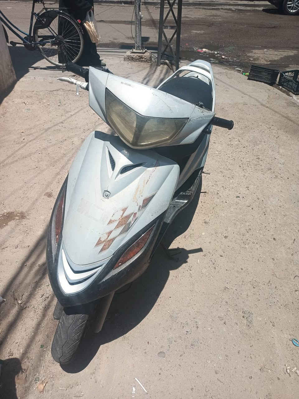 ماكس 140للبيع 200الف قفل شراي خابرني لتكسر بسعره دراجه خير من الله لا تبغير ولا كايمه شوفت عينك شغل أو اطلع بيه نقص كهربائيات عنواني بغداد الدوره المهدية الثالثه ***********
