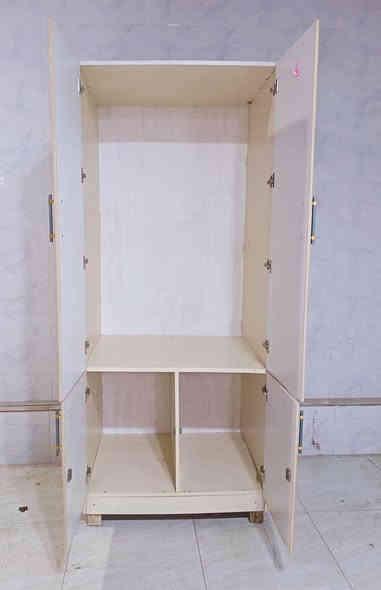 نوستنی گەنجان
بێعەیب
120هه زار
هه مووی بەیەکەوە
***********
سلیمانی السليمانية
