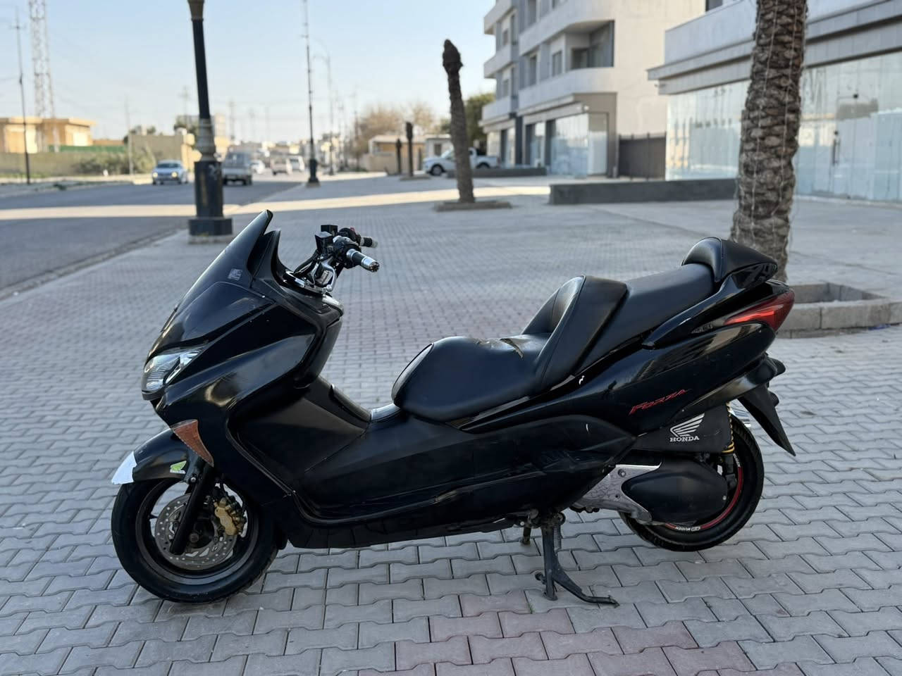 للبيع فورزا 08 جديد لوك لوك
محرك بيلادي بشرط فحس  مامفتوح 

 جويتر كلجات كله بشرط لوك كامل ومملعوب بي شلعه معدله فول مال جناي 

سعره 800 وبي مجال او مراوس حسب قناعه 

مكاني كركوك  (( *********** ))
