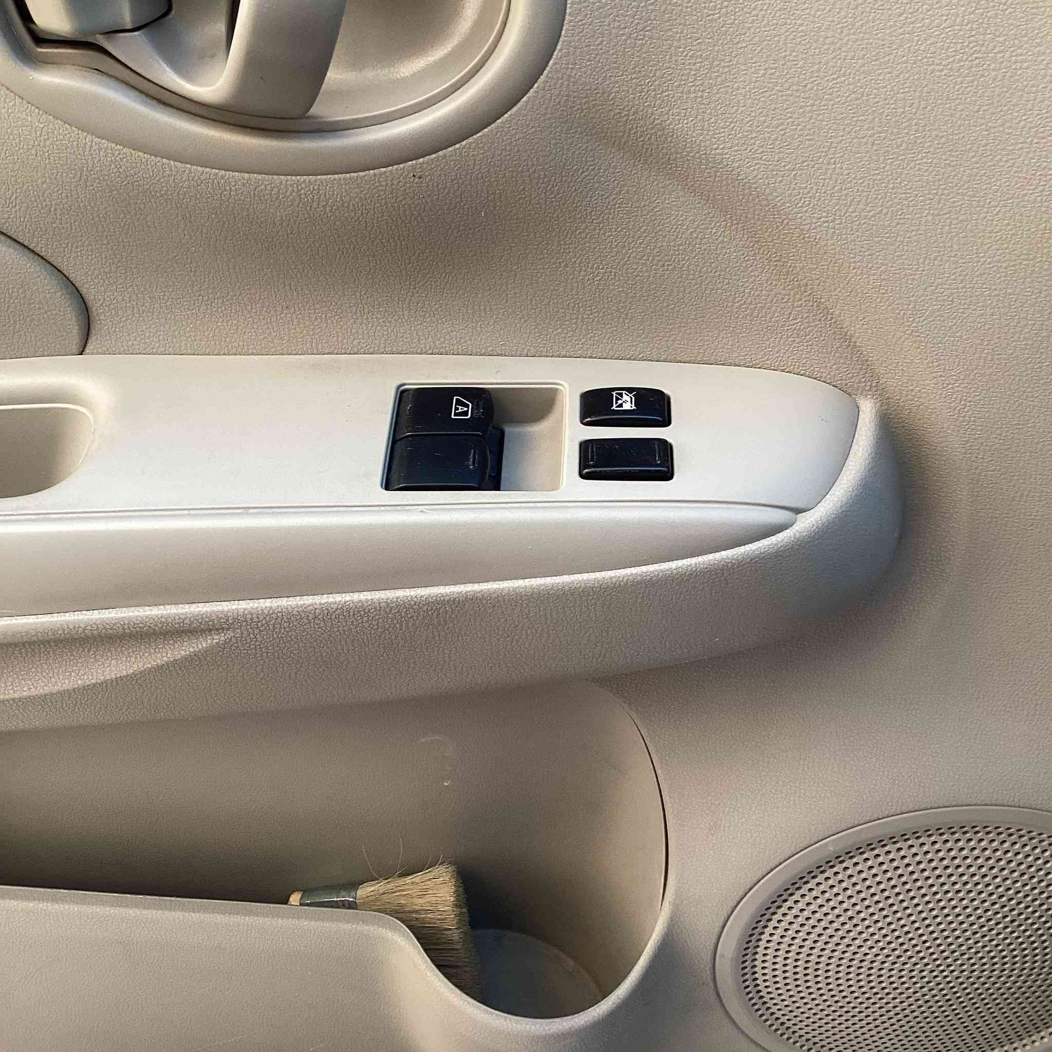 السلام عليكم نيسان سني2022 بأسمي السيارة سنوية لحد الـ2027كير مكينة تبريد ترفئة كُلة كفالة تخم تاير حدادية ماشية 55 قابلة للزيادة مرفق مع سونر كلشي موضح بسونر
المكان 
قرب بسماية
السعر/115
للأستفسار
***********
***********
الأسيا بي واتساب
