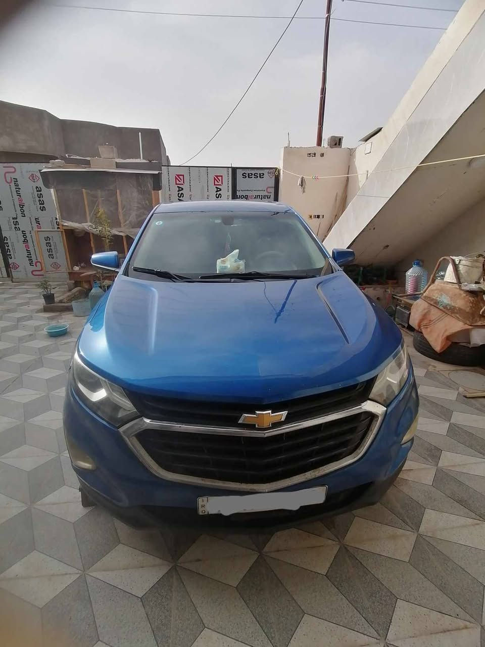 شوفرليت أكوينكس موديل 19  LT
السياره رقم انكليزي كوت مشروع وطني صاحبها يريد تحويل سنويه تنتهي 27 
‏‎ ‏‎1 - شاشة كبيرة 
‏‎‏‎2- تخم تايرات جديد
‏‎3- ويل كب 
4- سايد بريك كهربائي 
‏5- بصمات عدد 5 ، اربع ابواب + التشغيل .
‏‎6- التوقف الاوتماتيكي ، خاصية توفير الوقود .
‏‎7- مثبت ، سرعة ،، كروز ،، .
‏‎8- تحكم كامل بالاستيرن
9/ اواكس بلوتوث ، واي فاي 
10شاشة لكشف الاعطال مع عداد
11 تبريد قطعتين 
12 /كير اوتو 
13/محرك 4 سلندر ( 1500 ، توربو) 
14/كامرا خلفيه دواره 
15/ قيادة آلية
16/ بطارية أصلية  جديدة 
17/ دهن جديد 
18/ دسكات تخم جديد
19 راديتر جديدة
⭕السيارة مبدل جاملغ وبنيد  واردها 
 
 السعر 130 وبيها مجال بسيط مكاني بصره حي الجامعه
*********** البصرة, العراق
